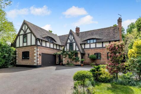 5 bedroom detached house for sale