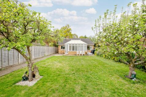 2 bedroom bungalow for sale