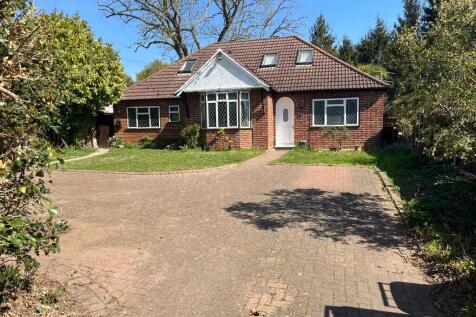 5 bedroom detached bungalow for sale