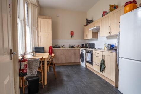 15 bedroom terraced house for sale