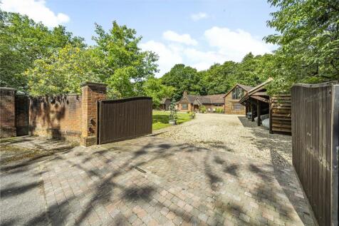 Church Lane, Reading RG2 6 bed detached house for sale