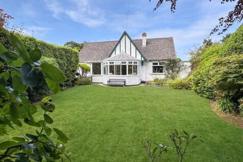 70 Alexandra Road, Illogan TR16 4 bed detached house for sale