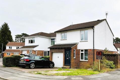 Nightjar Close, Poole 4 bed detached house for sale