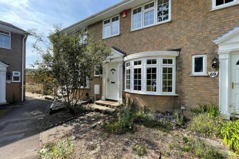 Warren Walk, Ferndown 3 bed terraced house for sale