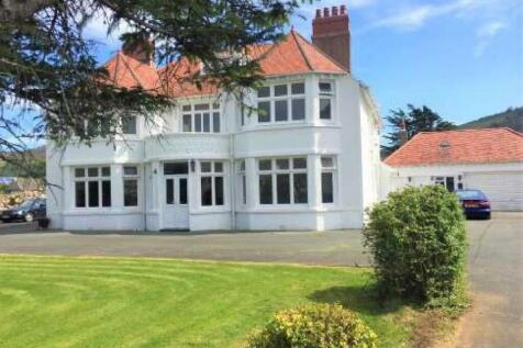 Detached house for sale