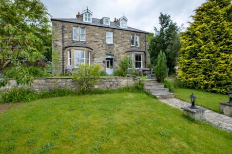 12 bedroom detached house for sale