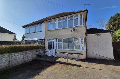 4 bedroom semi-detached house for sale
