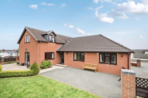 The Ridge, Oswestry SY10 4 bed detached house for sale