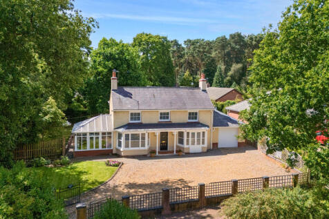 Knockin Heath, Oswestry SY10 3 bed detached house for sale