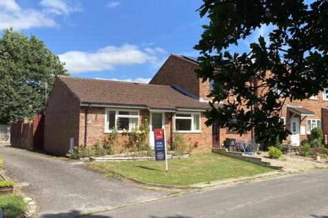 2 bedroom bungalow for sale