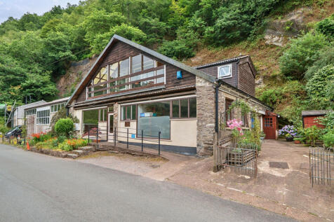 2 bedroom detached house for sale