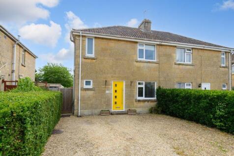 Kingston Avenue, Bradford on Avon BA15 3 bed semi