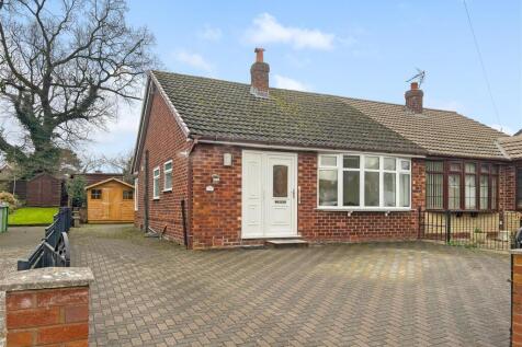 2 bedroom semi-detached bungalow for sale