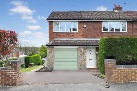 4 bedroom semi-detached house for sale