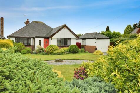 3 bedroom detached bungalow for sale
