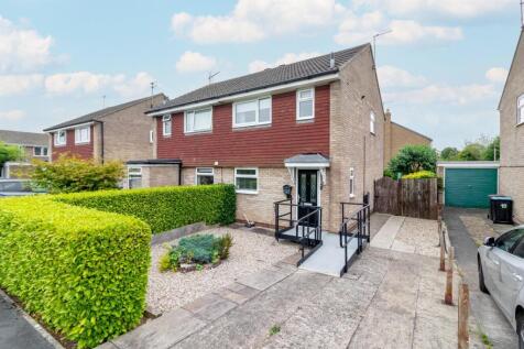 Borrowbydale Avenue, Knaresborough 3 bed semi