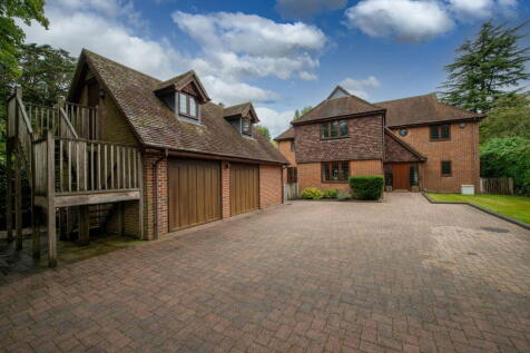 Clease Way, Winchester SO21 4 bed detached house for sale