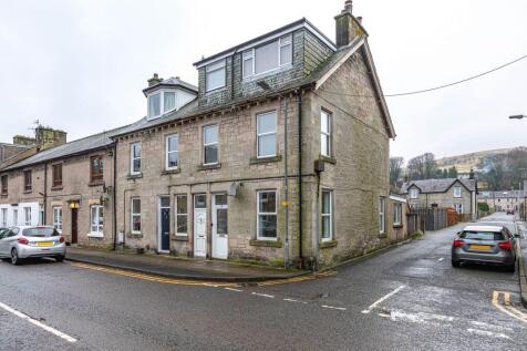 1 bedroom ground floor flat for sale