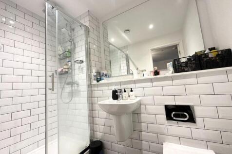 2 bedroom house for sale