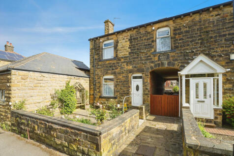 6 bedroom end of terrace house for sale