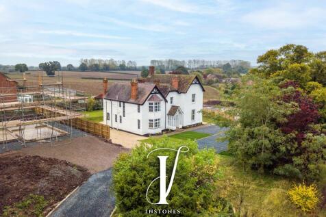 6 bedroom detached house for sale