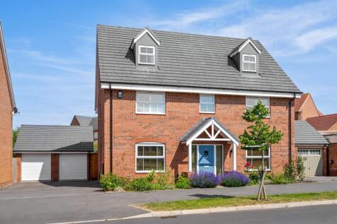 5 bedroom detached house for sale