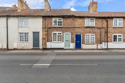 Main Street, Fiskerton NG25 2 bed cottage for sale