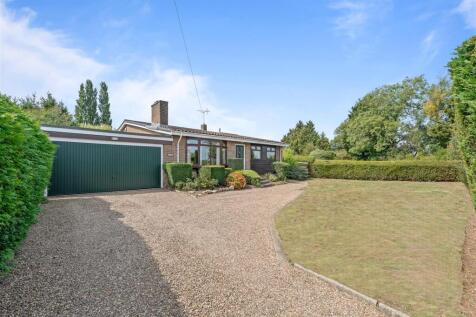 Station Road, Southwell NG25 2 bed bungalow for sale
