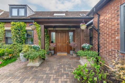 Park Drive, Morpeth NE61 6 bed detached house for sale