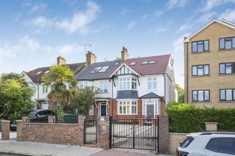 Upper Tulse Hill, SW2 9 bed terraced house for sale