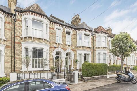 Chestnut Grove, SW12 1 bed flat for sale