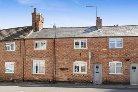 4 bedroom cottage for sale