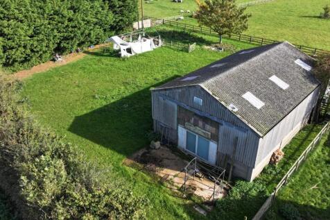 Low Grounds, Swineshead PE20 4 bed property with land for sale