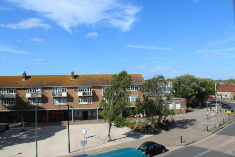 Southwick Square, Brighton BN42 2 bed flat for sale