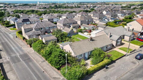 2 bedroom semi-detached bungalow for sale
