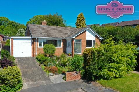 2 bedroom detached house for sale