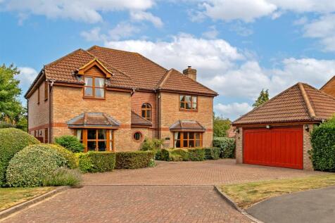 5 bedroom detached house for sale