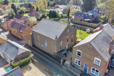 Chapel Lane, Wymondham LE14 3 bed property for sale