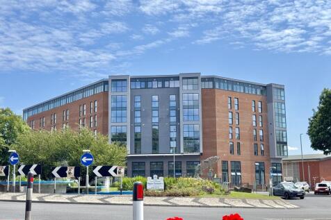 Newcastle Under Lyme ST5 Studio for sale