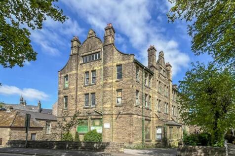 22 bedroom house for sale