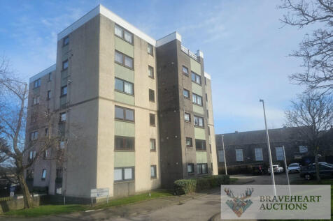 Studio flat for sale