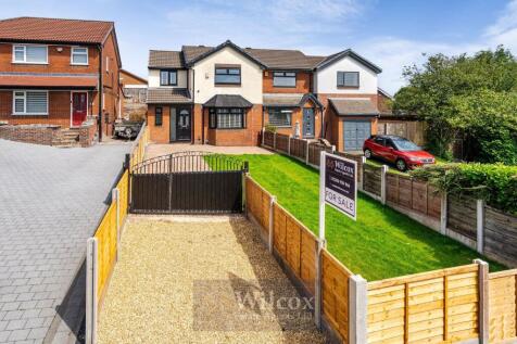 4 bedroom semi-detached house for sale