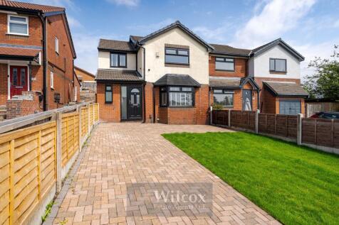 4 bedroom semi-detached house for sale