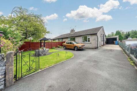2 bedroom semi-detached bungalow for sale