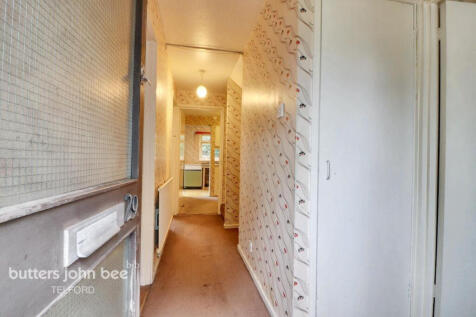 Maple Close, Telford 3 bed terraced house for sale