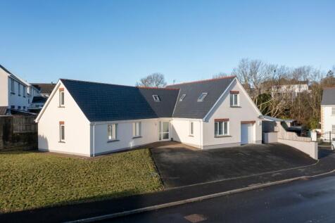 Nether Edge Drive, Haverfordwest SA61 4 bed detached bungalow for sale