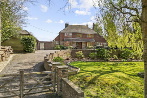 Grove Hill, Hellingly BN27 4 bed detached house for sale