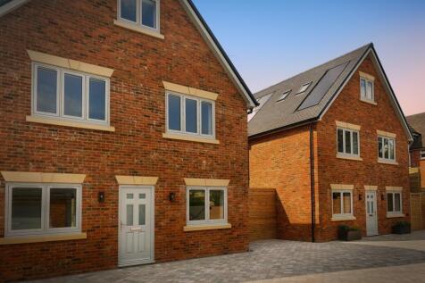 Amberstone, Hailsham BN27 5 bed detached house for sale