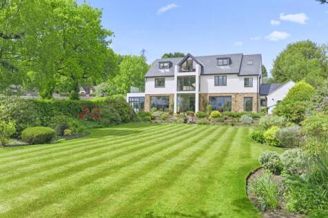 Long Lane, Bingley BD16 6 bed detached house for sale