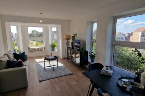 1 bedroom maisonette for sale